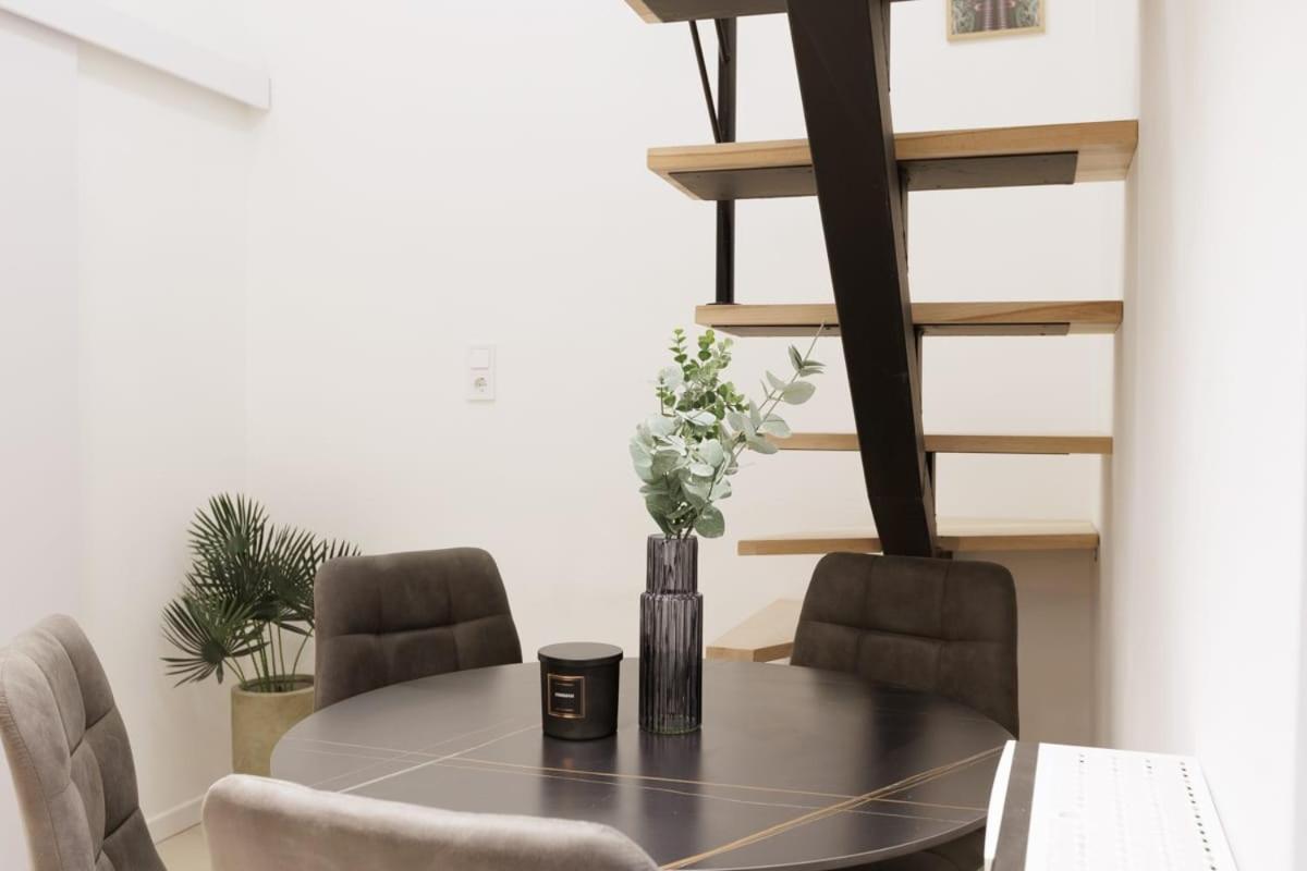 The Urban Chill Spot Harsfa Street Appartement Boedapest Buitenkant foto